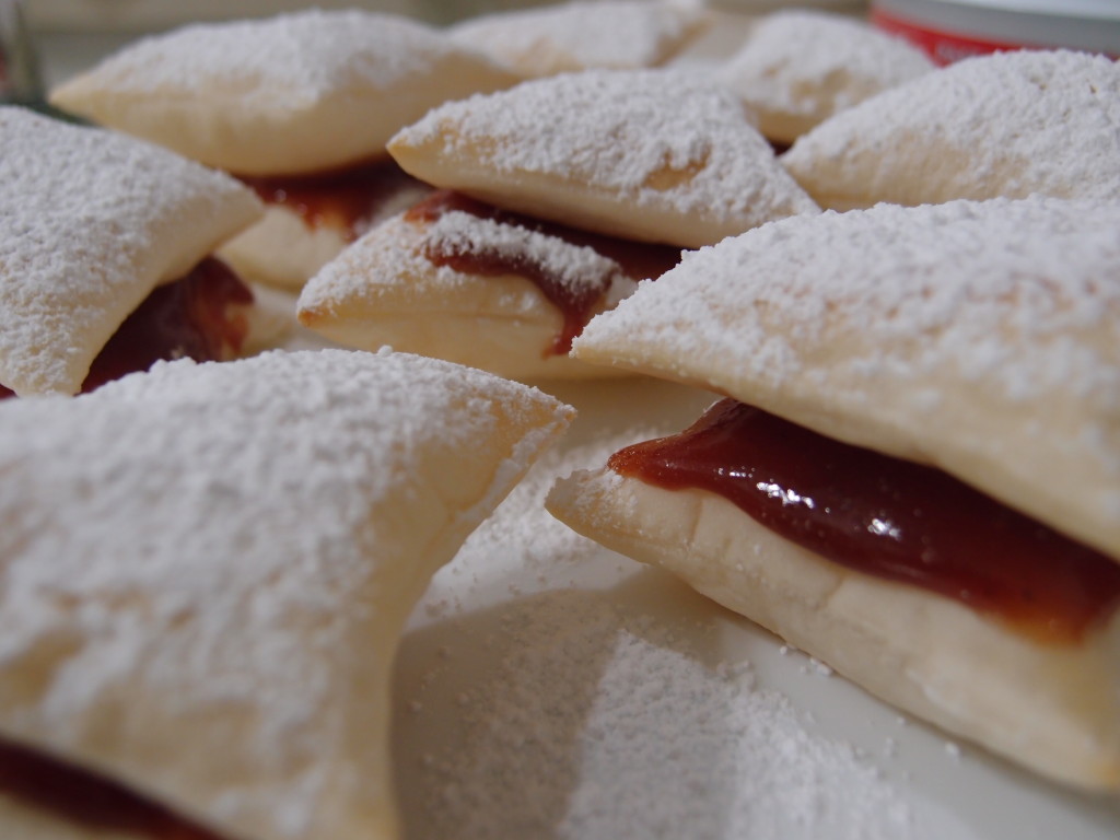 Guava Puff Pastry Pastelillos De Guayaba Warm Toasty Muffins