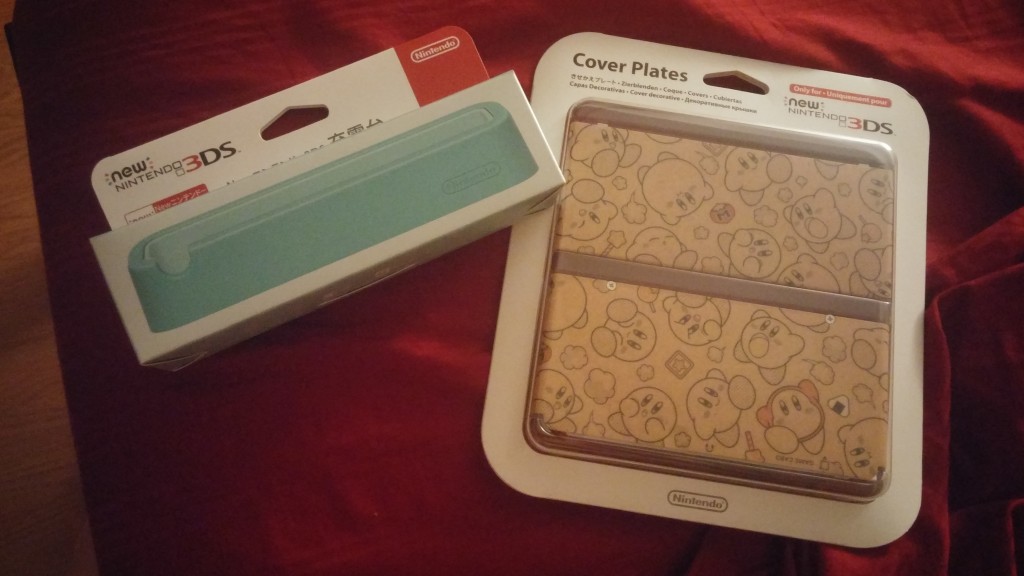 Damian bought these for me as a "You've been a good girl for waiting so long" pre 3DS gifts. 