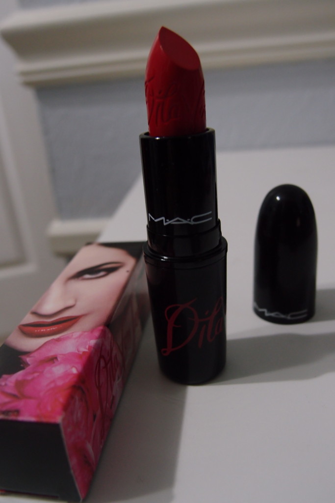This is the packaging which is gorgeous and has Dita Von Teese beautiful face on it. The tube itself and the lipstick are branded with Dita's magnificent signature which I think gives the entire packaging a more personal touch.